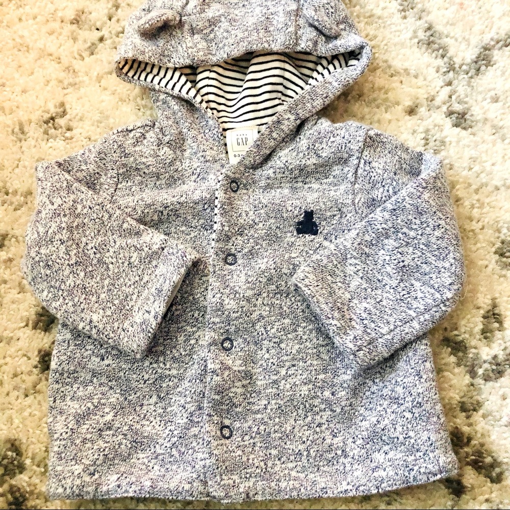 GAP BUTTON DOWN HOODIE